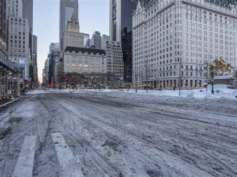 New York City During Snow Storm Editorial Stock Image Image Of Early