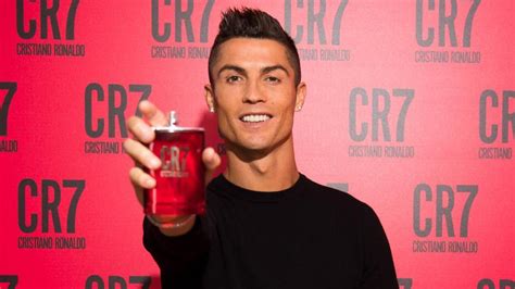 Cristiano Ronaldo Presenta Su Nuevo Perfume ‘cr7