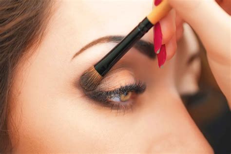 Make Up Tips Choose The Right Makeup According To The Shape Of The