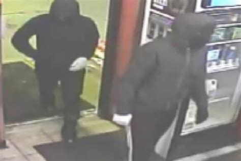 niles shell gas station robbed by masked suspects police say chicago sun times