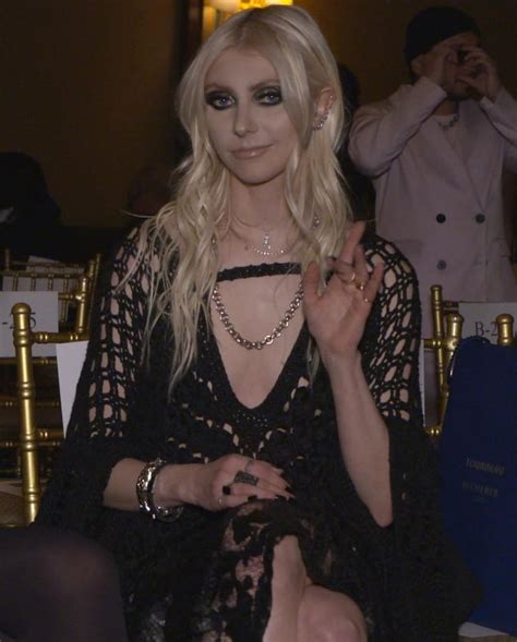 Picture Of Taylor Momsen
