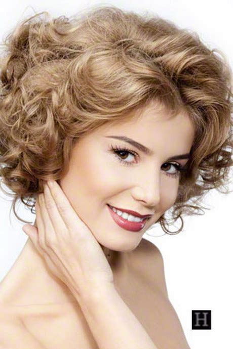 And when the shag haircut is paired with curls it just takes the classiness a notch higher. Medium length haircuts curly hair layered