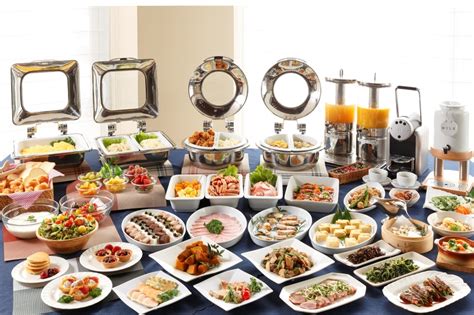 Hotel di design a 5 stelle, il meliá genova è situato in un tranquillo viale alberato in una zona residenziale nel cuore di genova, a 10. Colazione a 5 stelle in europa!