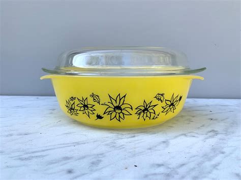 Agee Pyrex Flannel Flower Yellow Cr 300 Etsy