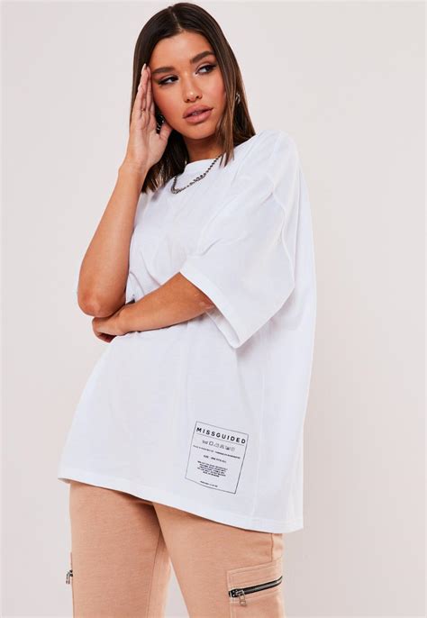 white-missguided-care-label-oversized-graphic-t-shirt-missguided