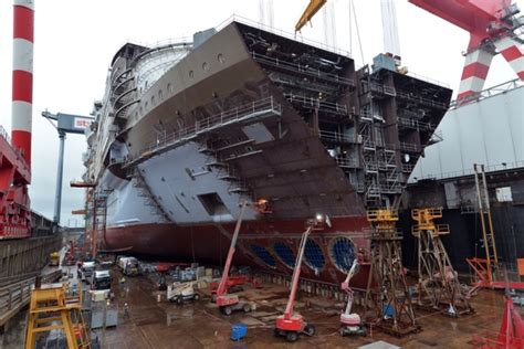 Construction Photos Of The Worlds Largest Cruise Ship Symphony Of The