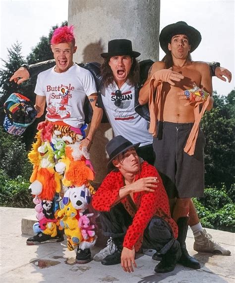 Red Hot Chili Peppers (1989) : OldSchoolCool