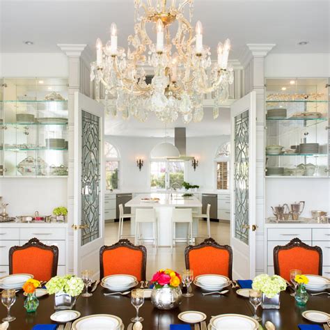 10 Chandeliers That Are Dining Room Statement Makers Hgtvs