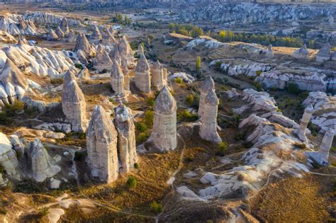 Goreme Un Increíble Valle Rocoso En Turquía Viajeros Ocultos