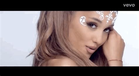 Every Shot Of Ariana Grandes Right Side In Break Free Ariana Grande Style Ariana Grande