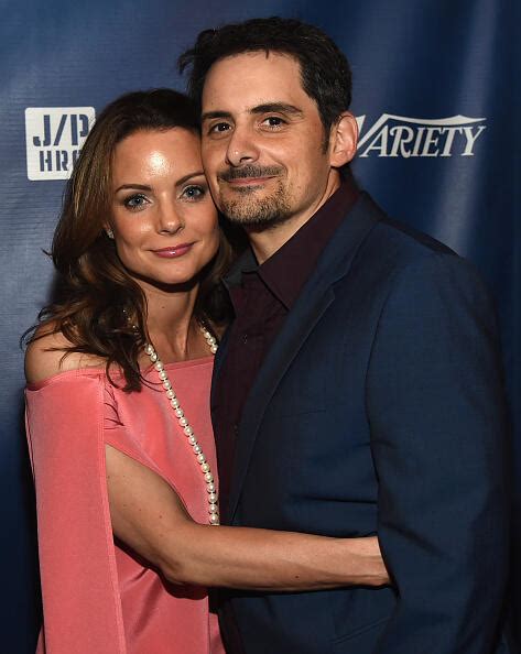 Brad Paisley And Wife Plan Disco Fundraiser For Alzheimers Research