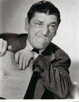 In 1925, he crossed paths with moe howard, who was already working, in tandem with his brother shemp howard as part of a comedy act with ted healy. Shemp Howard | Three Stooges Wiki | FANDOM powered by Wikia