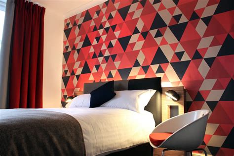 Keep reading if you're rebuilding your credit, but don't want to wait to travel. Gallery | Cityroomz Hotel Edinburgh