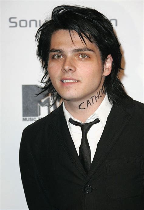 gerard way of my chemical romance attends the 2007 mtv europe music gerard way my chemical