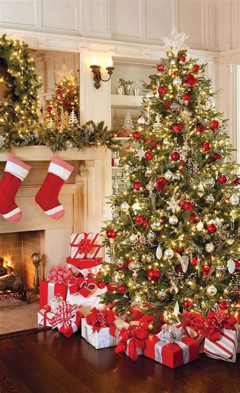 42 Amazing Red And Gold Christmas Décor Ideas Digsdigs
