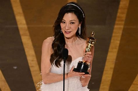 Oscars 2023 Michelle Yeoh Becomes First Asian Best Actress Winner