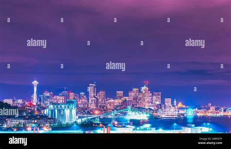 Seattle Cityscape Hi Res Stock Photography And Images Alamy