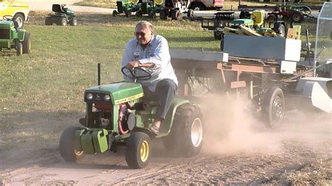 Isaacs John Deere 112 Garden Tractor Puller At Plowdays Youtube