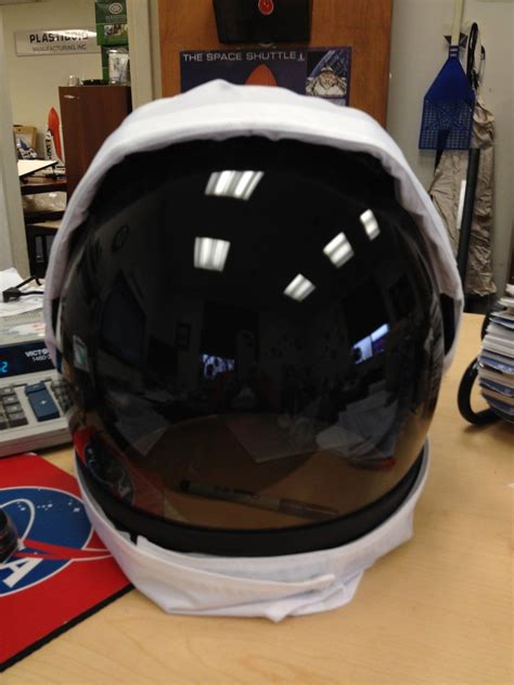 Halloween is near and you are looking at making something out of the box for the kids? Astronaut Space Helmet Replica (With images) | Astronaut helmet, Helmet, Astronaut