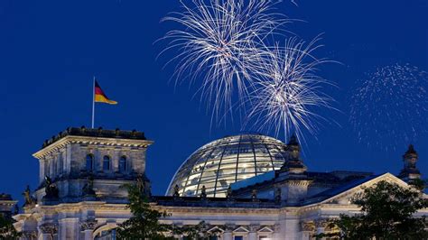 Reichstag Feuerwerk Bing Wallpaper Download