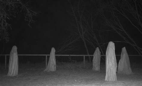 Eerie Photos That Will Give You The Creeps 35 Pics 4 S