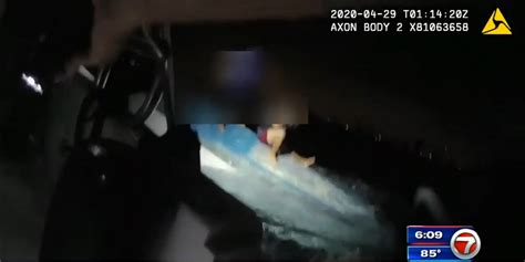 Body Camera Video Shows Deputies Rescuing Boaters Off Pompano Beach Wsvn 7news Miami News