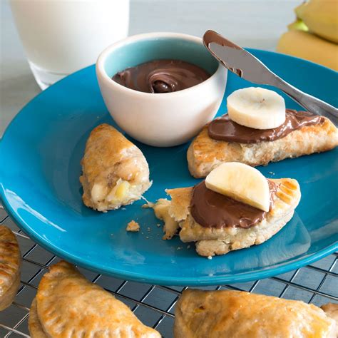 Breakfast Empanadas With Banana And Nutella Are The Perfect Combo To