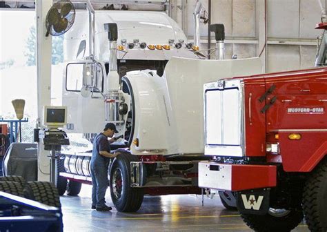 Daimler Trucks In Portland To Pay Record 24 Million To Settle 6