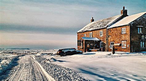 Chris Moyles Hosts Breakfast Show From Britains Highest Pub In