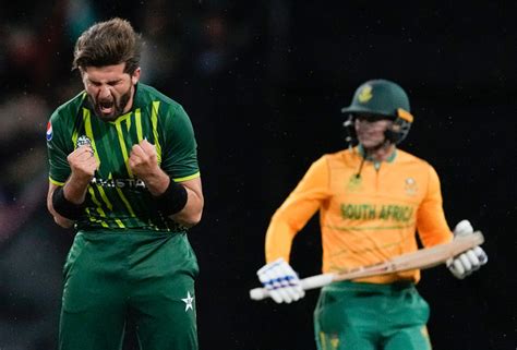 Pakistan Keep Slim World Cup Hopes Alive With South Africa Win Arab