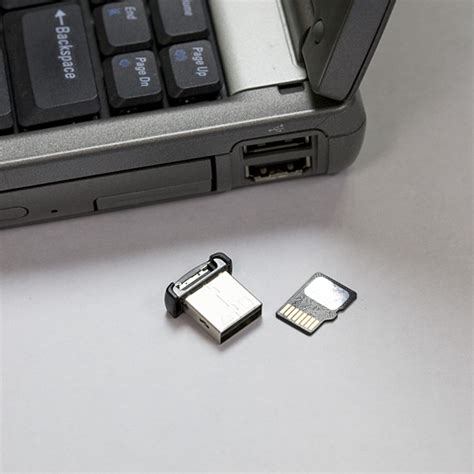 microSD USB Reader - COM-09433 - Karlsson Robotics
