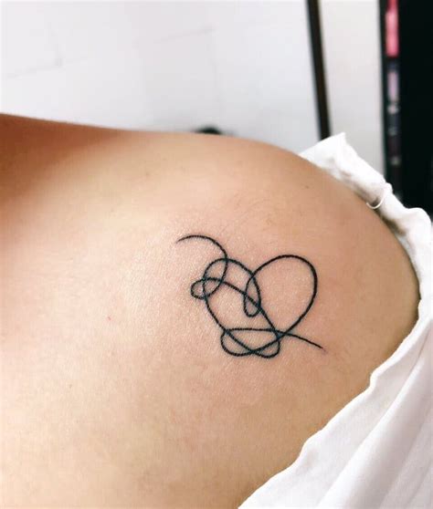 Pin By Andreia Rodrigues On Tatuagem Bts Tattoos Kpop Tattoos Shape