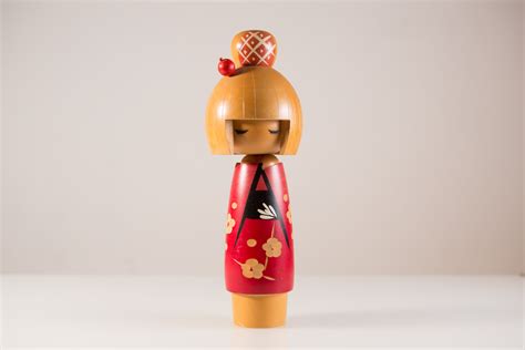 Japanese Kokeshi Doll Wooden Traditional Hand Crafted Standing Doll Made In Japan
