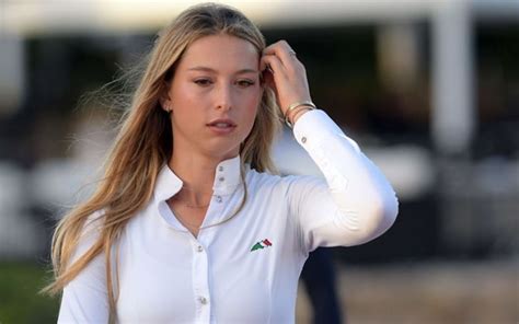 Scopri ricette, idee per la casa, consigli di stile e altre idee da provare. Wife And "Erin Jobs" : Eve Jobs Things You Didn T Know About Steve Jobs S Youngest Daughter ...