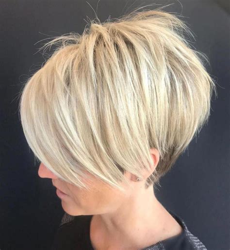 Pixie haircut with spiky crown. Stacked #pixie Bob with Feathered Crown #pixiebobhaircut ...