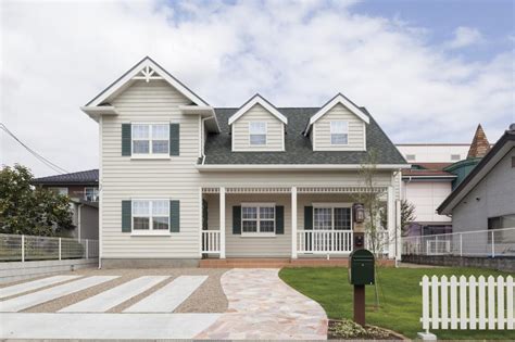 友達や家族とのビデオ通話を、1 クリックで作成します。 サインアップは不要です。 ダウンロードも不要です。 ビデオ会議を 1 クリックで開催します! アーリーアメリカンの家／施工事例／アヴィエスホーム[自然の ...