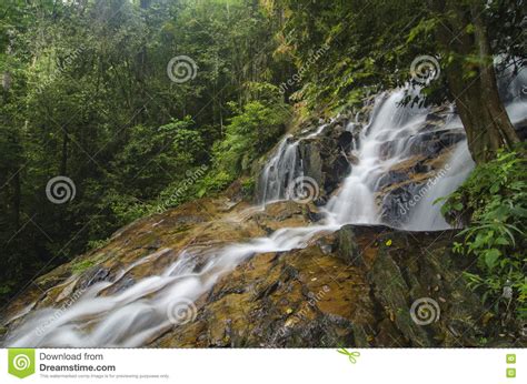 Beautiful In Nature Kanching Waterfall Located In Malaysia Amazing