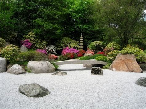 15 Beautiful Zen Garden Design Ideas For Your Backyard Japanese
