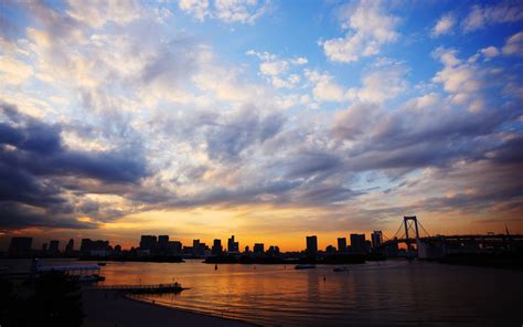 Download Wallpaper 3840x2400 Clouds Sky Sea Tokyo Japan Blue City