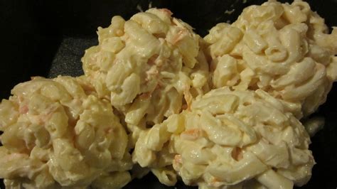 This is the best macaroni salad recipe ever with the perfect balance of flavors. KAUKAU TIME!--"Kaukau" is a Hawaiian pidgin slang word ...