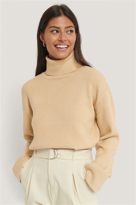 High Neck Knitted Sweater Beige Na
