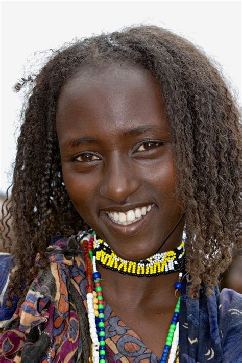 nativos africanos en la actualidad african people african tribes african beauty