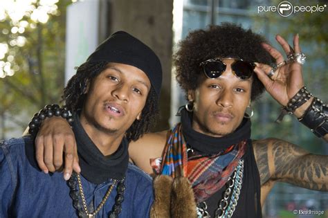 les twins wallpapers images photos pictures backgrounds