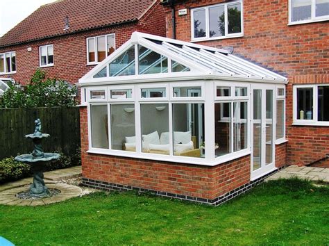 35 Ideas Of How To Outfit A Wonderful Sunroom Garden Room Extensions