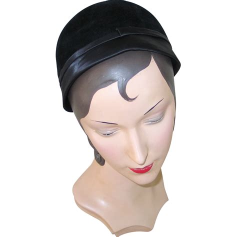 Vintage 1930s Black Gage Close Hat With Satin Edging The Vintage