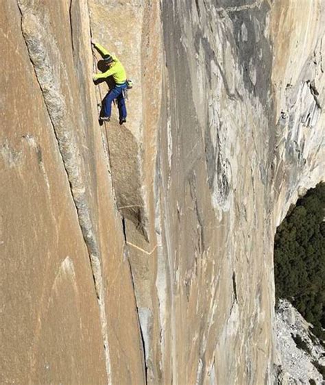 El Capitan US Climbers Become First Ever To Reach Summit Of El Capitan S Dawn Wall Nature