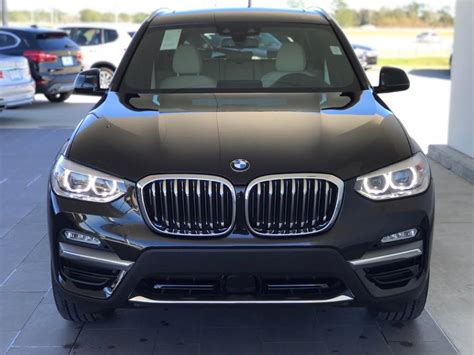 Fuel economy for the xdrive30 is 22 mpg city, 29 like most bmw vehicles, the x3 spoils you with a generous list of standard equipment. 2019 BMW X3 xDrive30i - Cars for Sale, Dubai City