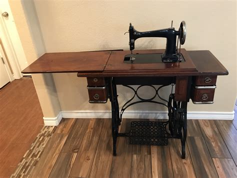 Antique Singer Sewing Machine Redeye Model Treadle Oak Cabinet My Xxx