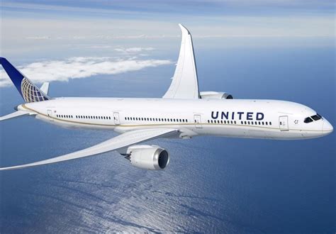 United Airlines To Lay Off Up To 36000 Us Employees In October Other