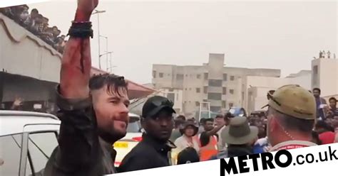 Avengers Star Chris Hemsworth Says Farewell To India After Filming